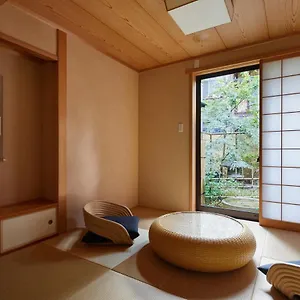 別荘 Miro Shijo Kawaramachi Tei, 京都市
