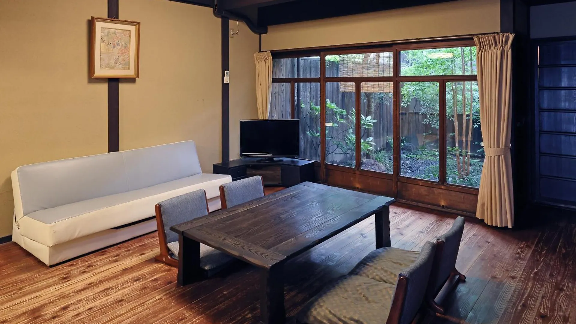 Holiday home Heiankyu-Dairi No Yado Villa Kyoto Japan